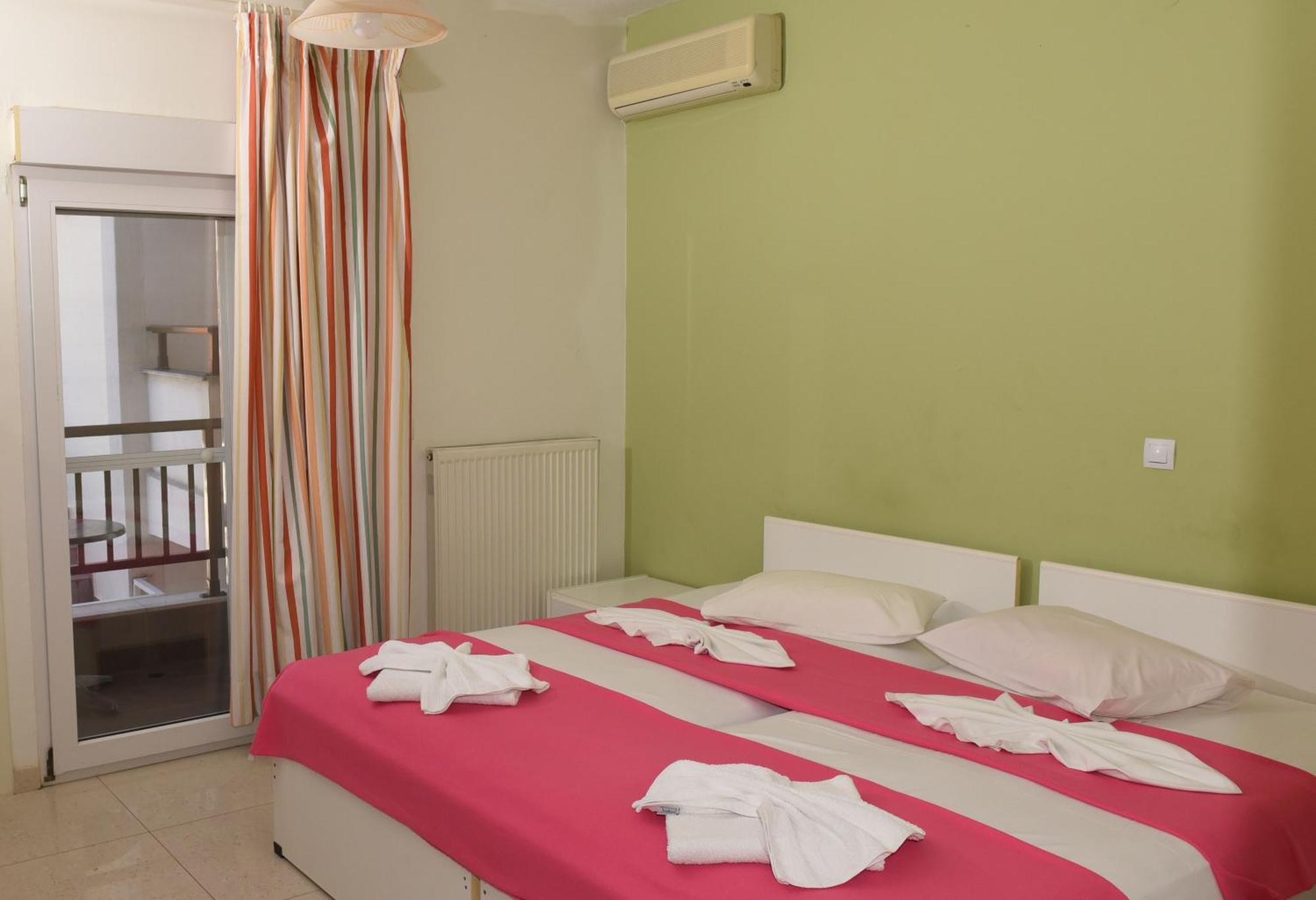 Star Beach Resort - Makrygialos Beachfront Nests Extérieur photo